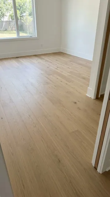 Engineered light oak hardwood flooring in a Seattle home